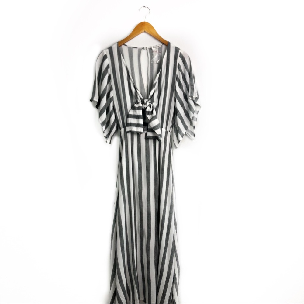 Storia Striped Maxi Dress White Gray Small